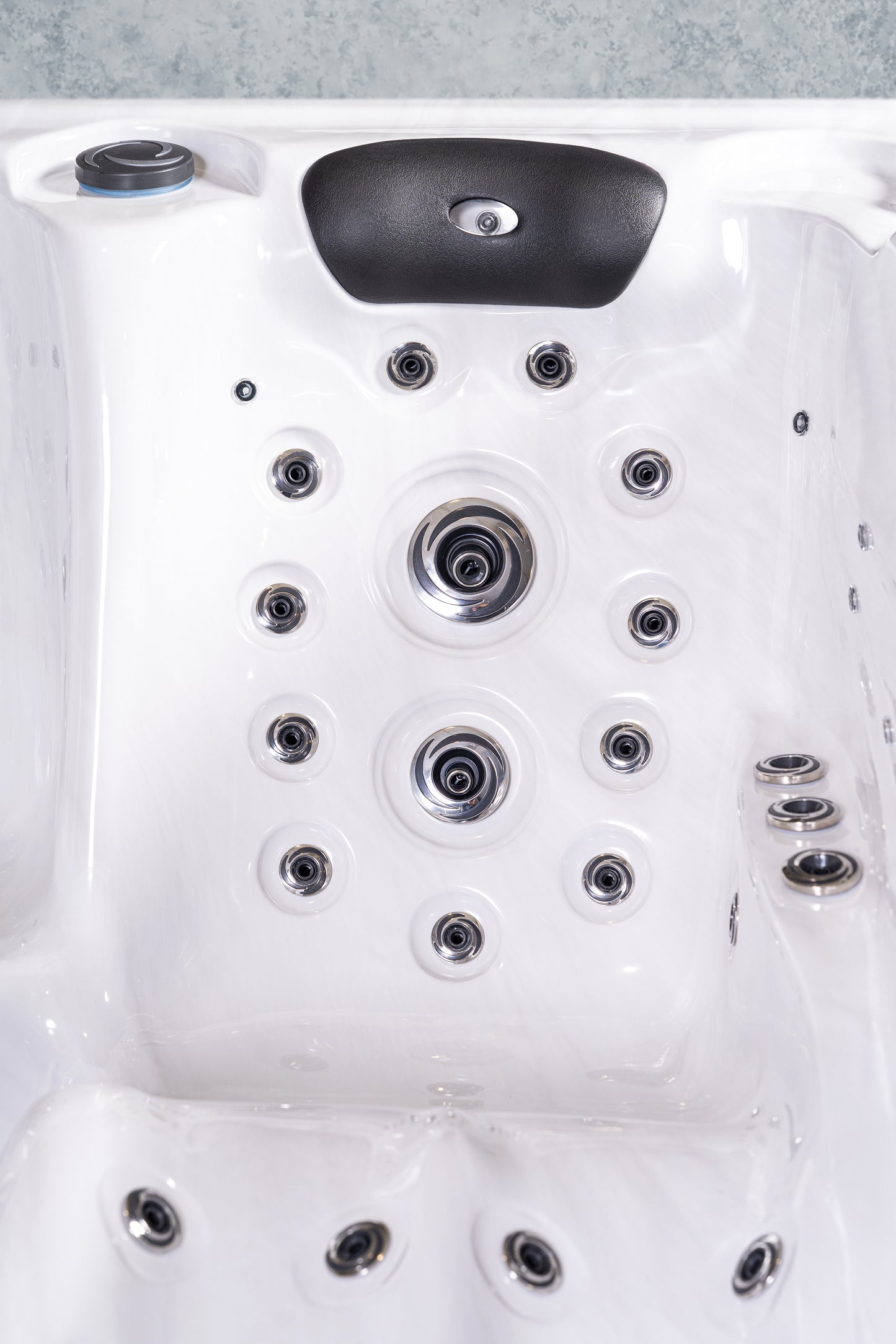 Ultra-Luxury American Outdoor Spa - IMPERIA