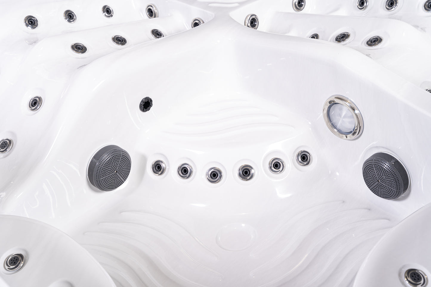 Ultra-Luxury American Outdoor Spa - IMPERIA